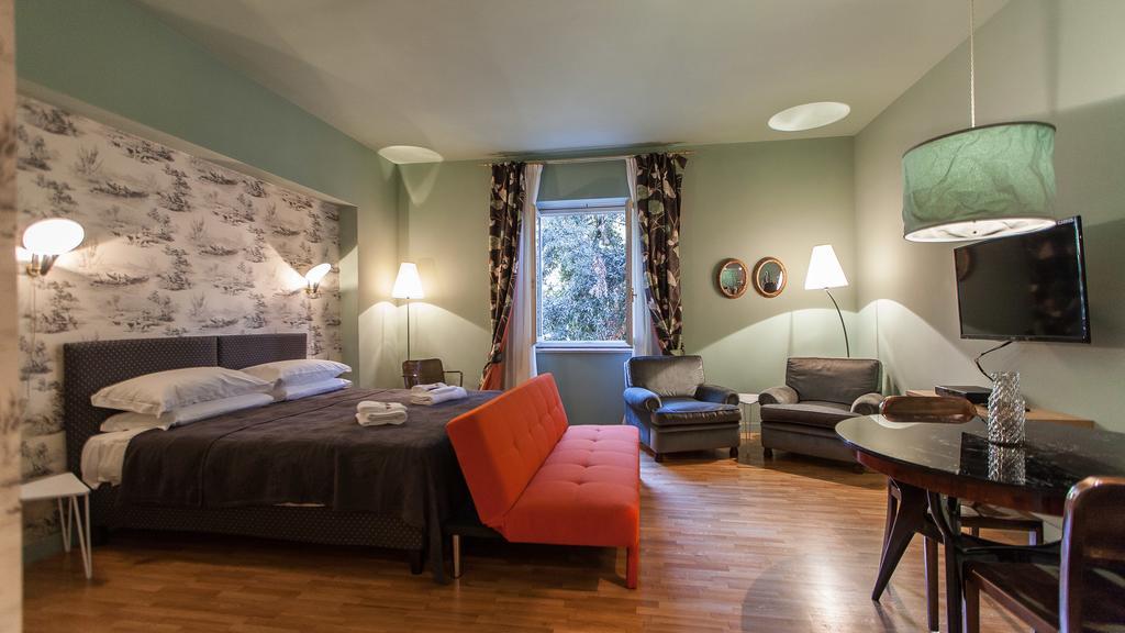 Suite Spanish Apartment โรม ภายนอก รูปภาพ